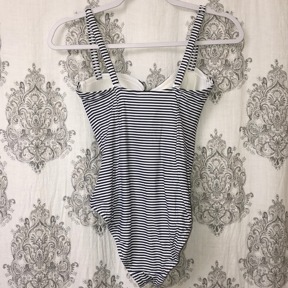 Bond-eye One piece 🇺🇸 - Picture 6 of 9